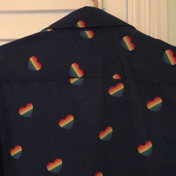 Tom Baine Hearts Button Down Pride Short Sleeve Shirt with Collar - Picture 10 of 14